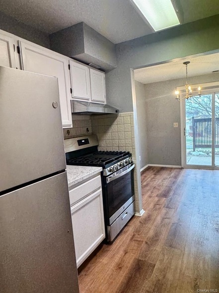 Building Photo - 3917 Whispering Hills Dr