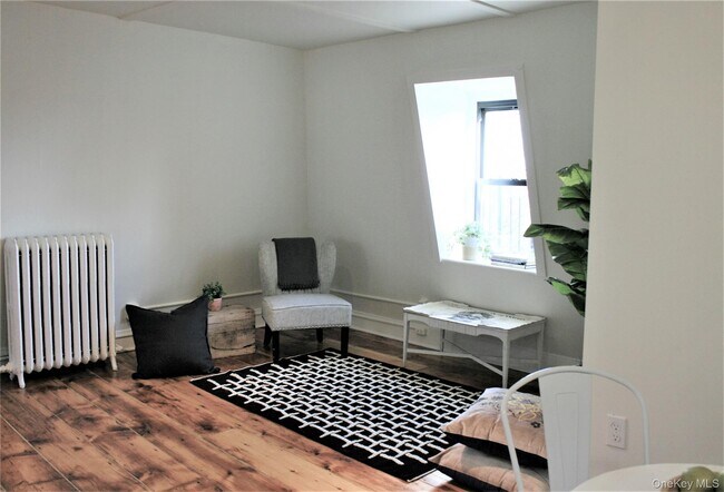 Building Photo - 46 Voorhis Ave
