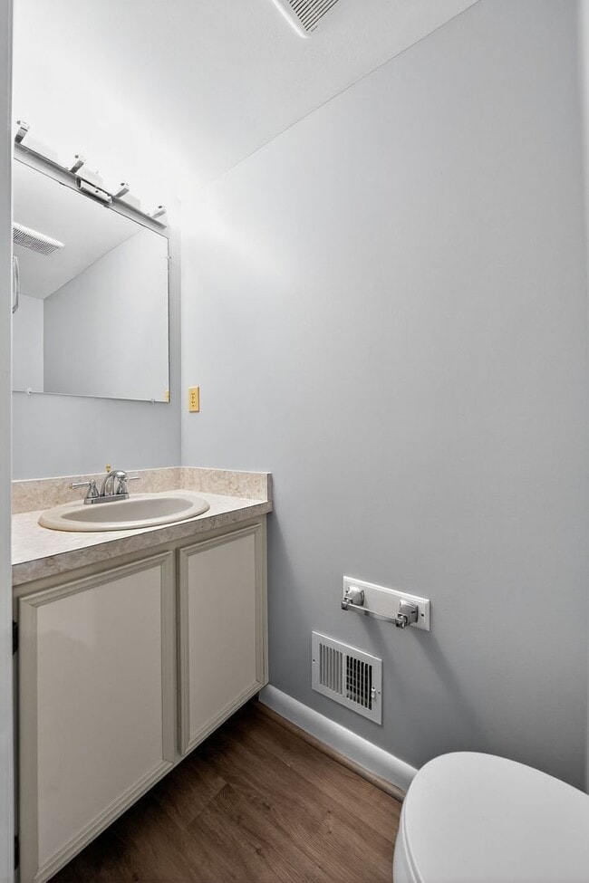 Building Photo - 85 Brookside Pl