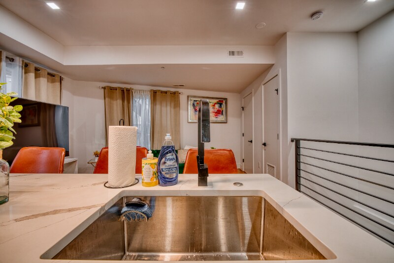 Building Photo - 5835 Colorado Ave NW