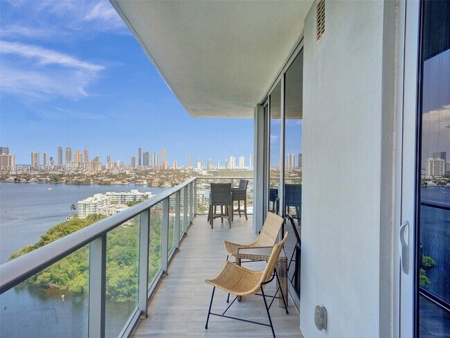 Building Photo - 16385 Biscayne Blvd