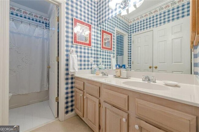 Building Photo - 322 Pebble Trail