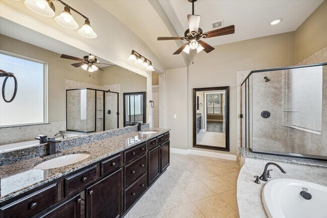 Building Photo - 5902 Chatham Cove