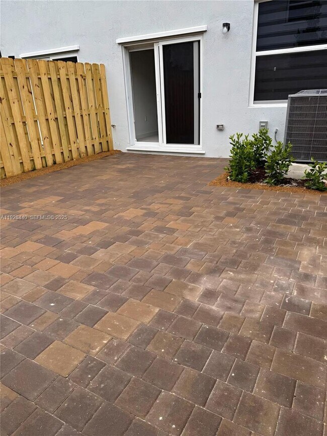 Building Photo - 35687 SW 178th Ct