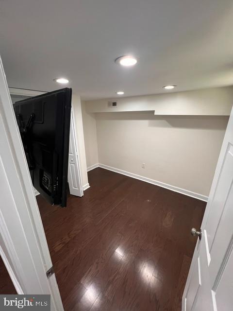 Building Photo - 1583 Doxbury Rd