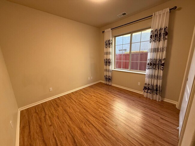 Building Photo - 3819 Kaweah St