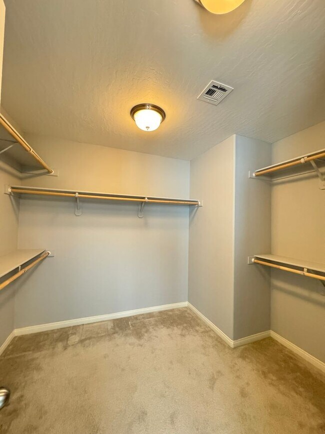 Building Photo - Beautiful Southwest Las Vegas Home in Gate...