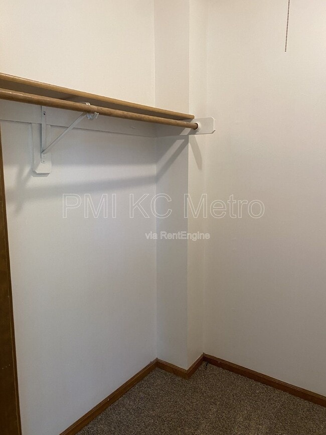 Building Photo - 312 3rd St