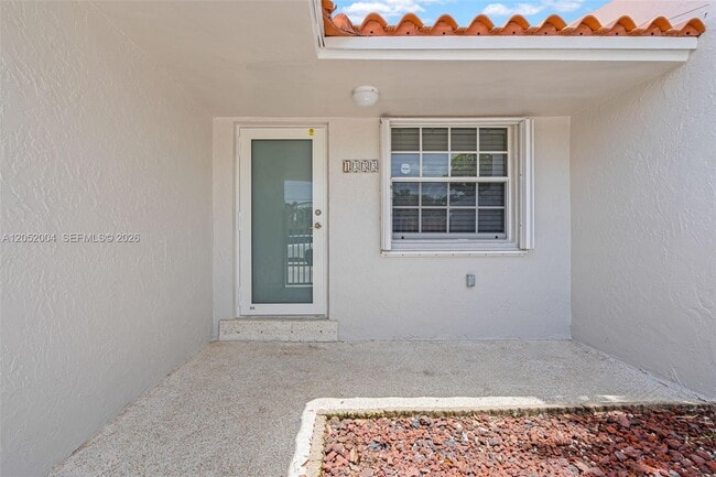 Building Photo - 1333 W 37th St