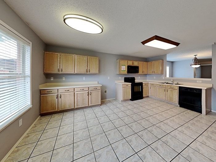 Building Photo - 2008 Shawnee Trail