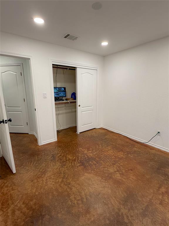 Building Photo - 430 Summit Ridge Dr N