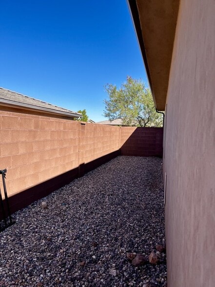 Building Photo - 3676 E Antares Ln