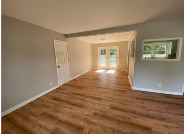 Building Photo - 3 BR/2BA | Newly Renovated Single Family Home | 1-Car Covered Parking | Large  backyard!