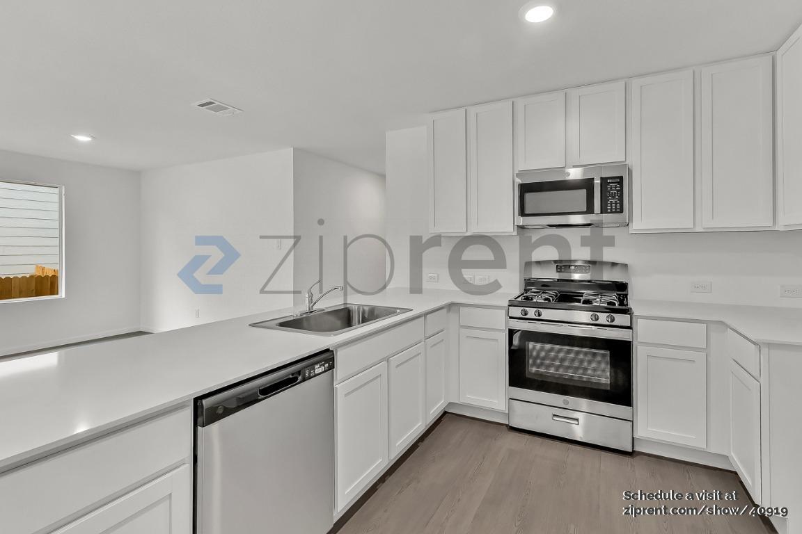 Building Photo - 6163 Bayberry Brk