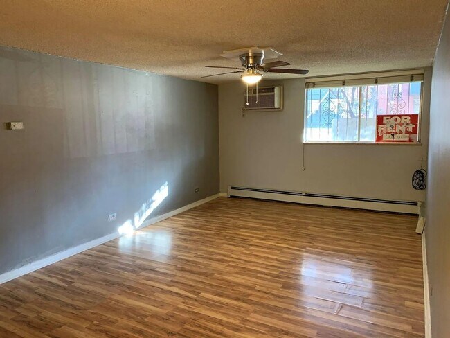 Building Photo - LOCATION LOCATION! Exceptional opportunity to rent a residence in a prime location in Governors P...