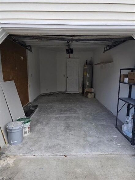 Building Photo - 245 Wexford Dr W