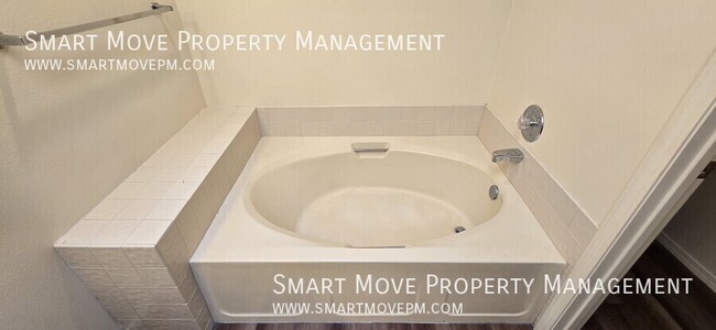 Building Photo - 3161 W Catalina Ln