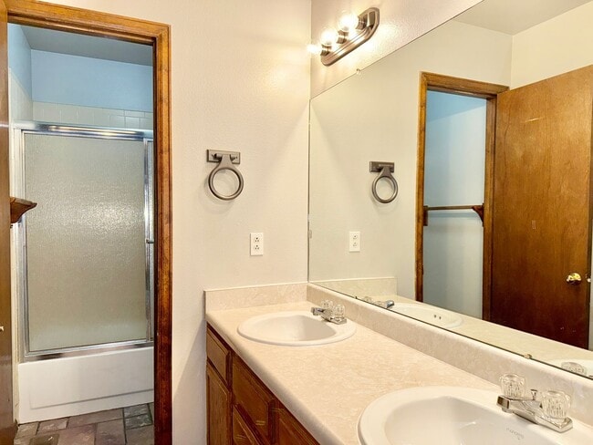 Building Photo - 3788 Red Canon Pl