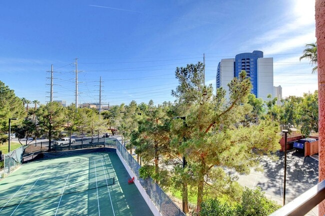 Building Photo - Luxurious Meridian Condo. Live 24/7 Guard ...