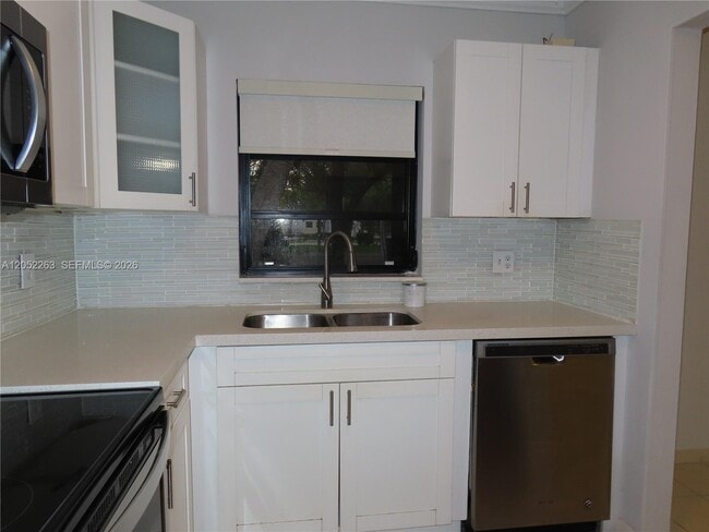 Building Photo - 13964 SW 46th Terrace