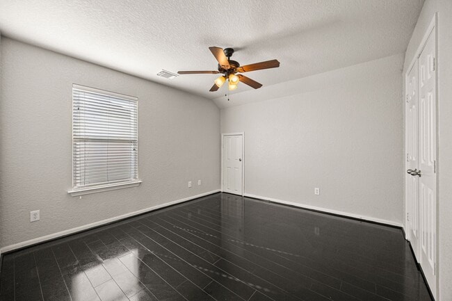 Building Photo - 21018 Oakley Hill Ct