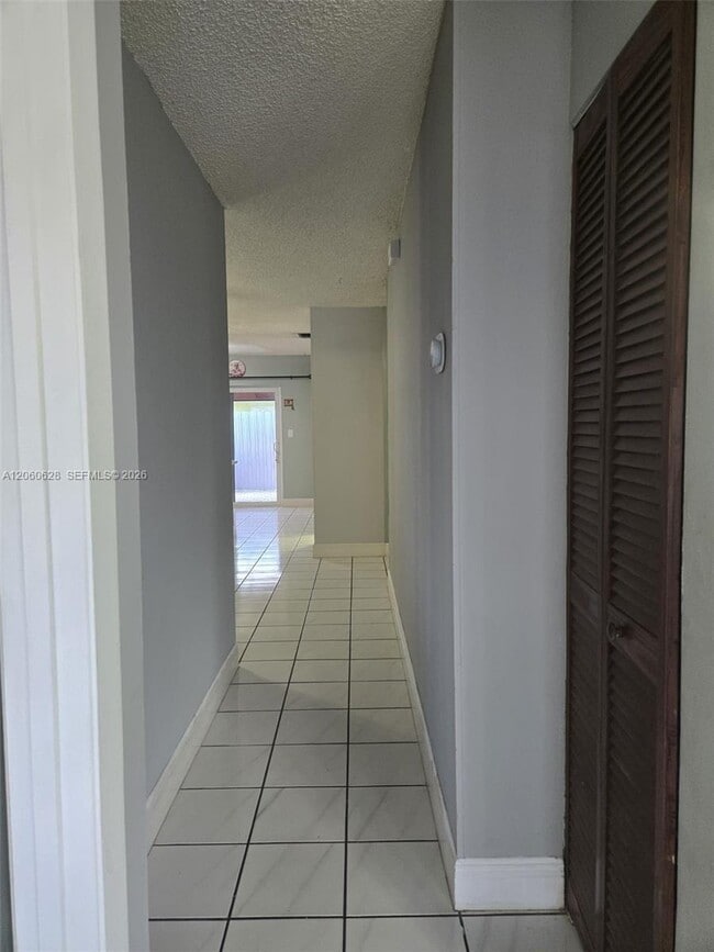 Building Photo - 8810 NW 114th Terrace