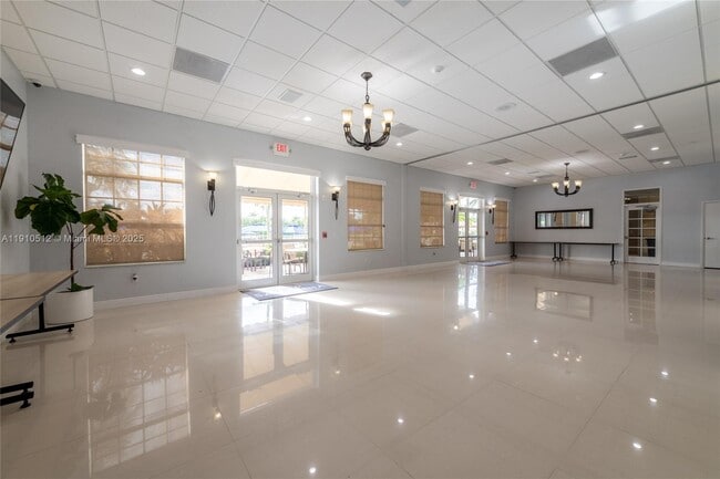 Building Photo - 1393 Majesty Terrace