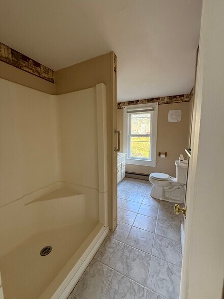 Building Photo - 46 Sawmill Hl