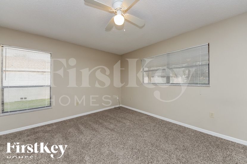 Building Photo - 610 Fresno Ct