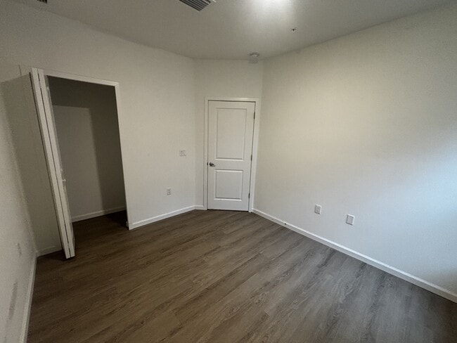 Building Photo - 1209 Southstation Pl