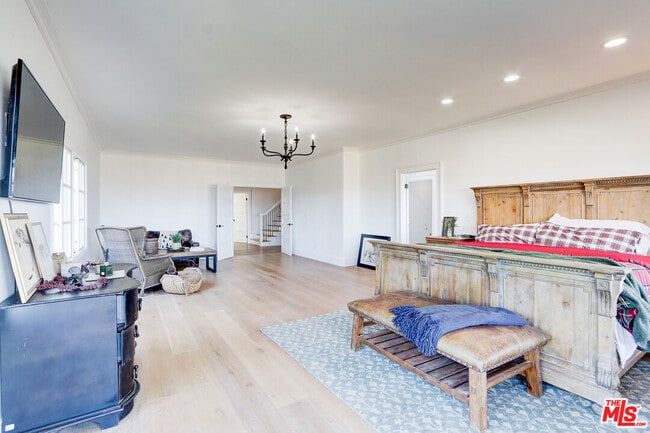 Building Photo - 456 S McKnight Rd