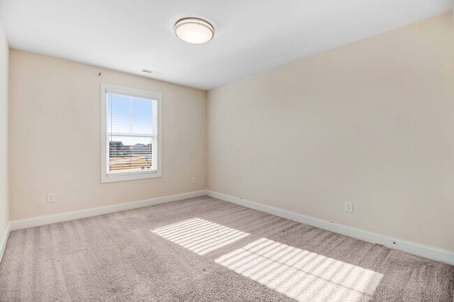 Building Photo - 111 Bollienger Dr