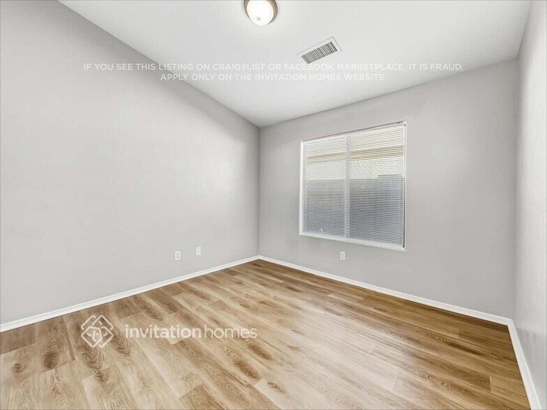 Building Photo - 8524 W Chickasaw St