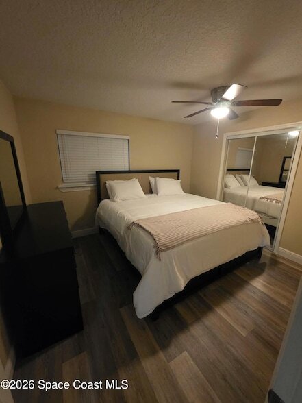 Building Photo - 410 4th St