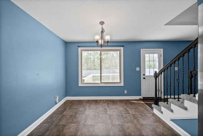 Building Photo - 3469 Bradfield Dr