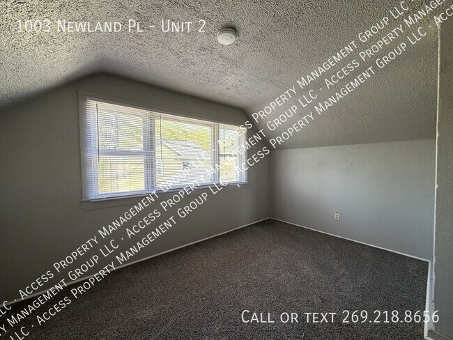 Building Photo - 1003 Newland Pl