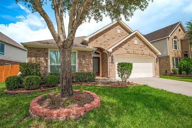 Primary Photo - 13315 Peach Orchard Ln