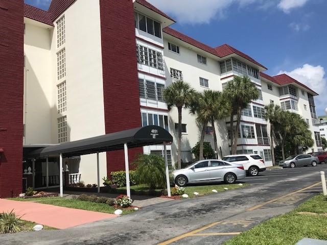 Building Photo - 4851 NW 21st St