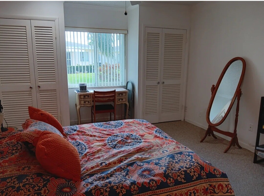 Building Photo - 8732 Bella Vista Dr