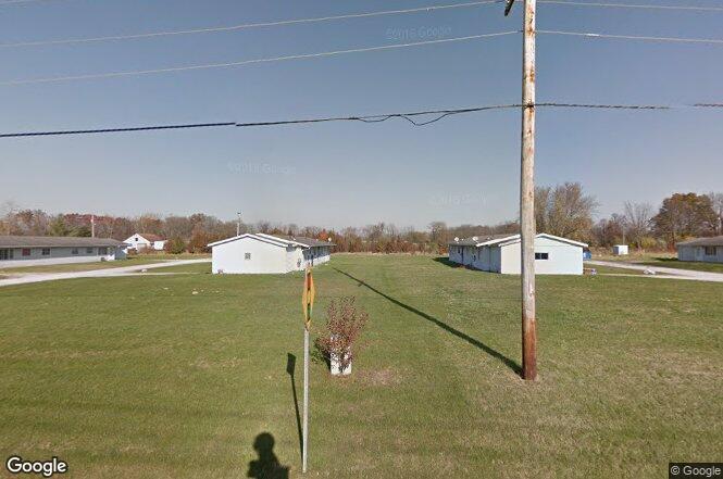 Building Photo - 2140 E 600 N