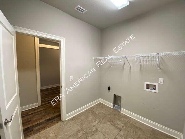 Building Photo - 8435 Nevada St