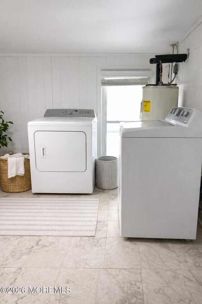 Building Photo - 139 Brighton Ave