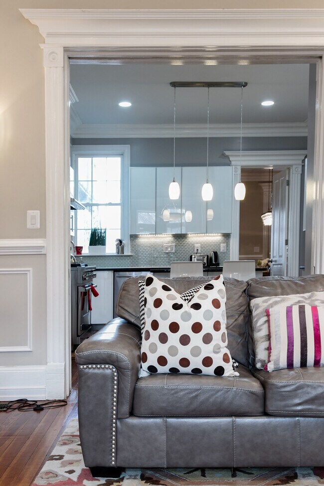 Building Photo - 436 Q St NW