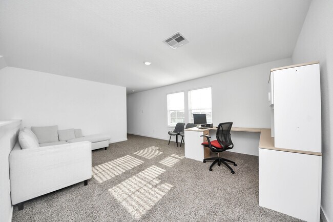 Building Photo - 31815 Kellan Grv Ct