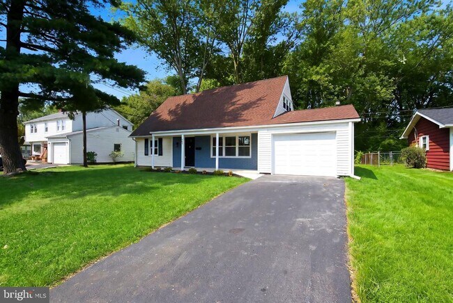 Building Photo - 21 Glenview Ln