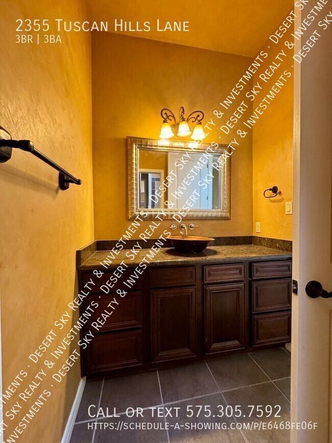 Building Photo - 2355 Tuscan Hills Ln