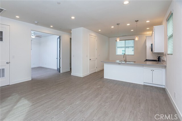 Building Photo - 316 S Reese Pl