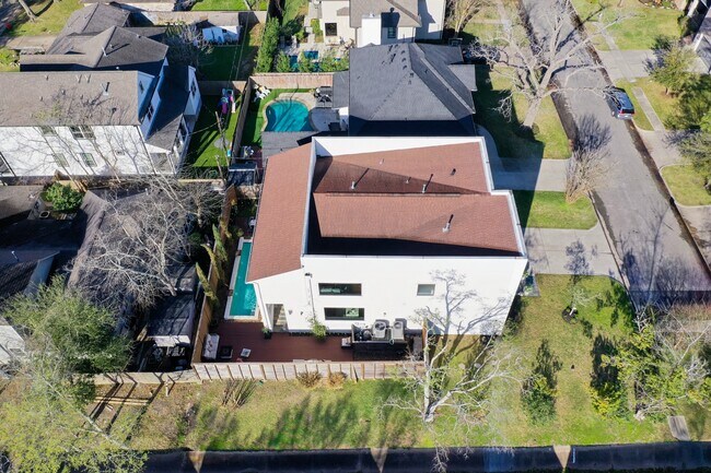 Building Photo - 4301 Vivian St