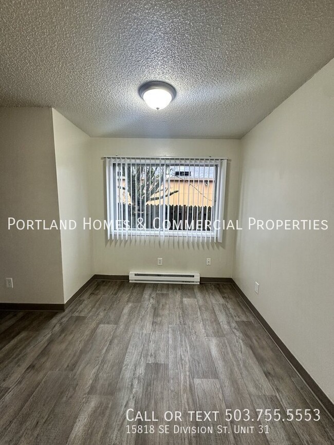 Building Photo - 2 - Bedroom Apartment, Down Stairs, Near T...