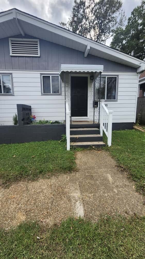 Building Photo - 2403 Flint St